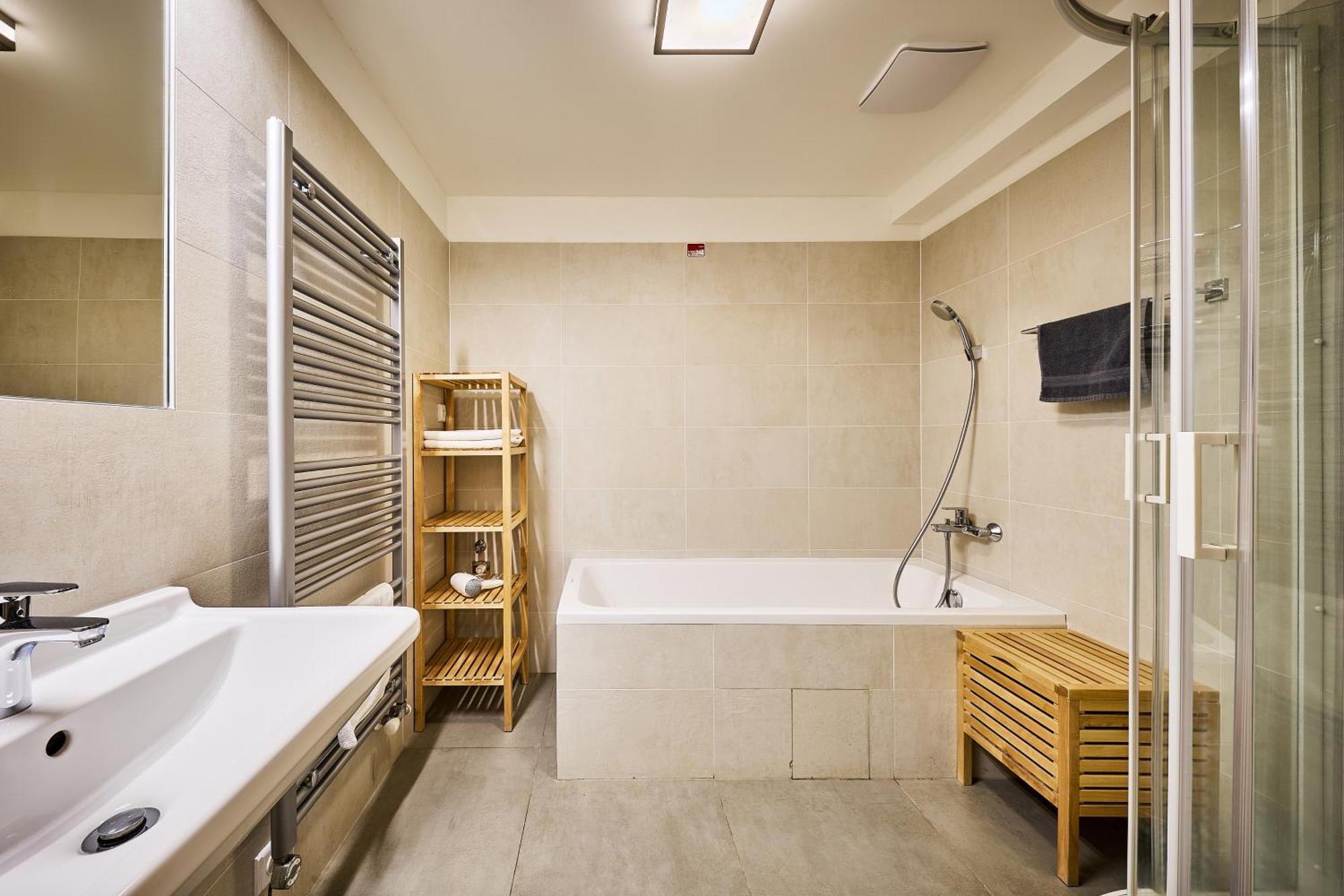 Aparthotel Kovarna Residence 페츠 포트 스네스코우 외부 사진