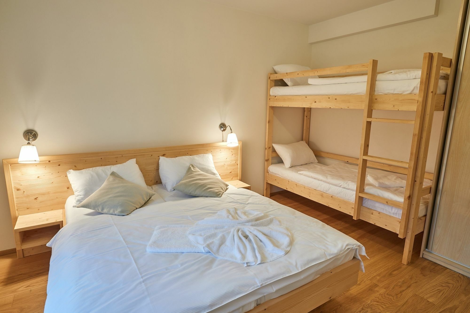 Aparthotel Kovarna Residence 페츠 포트 스네스코우 외부 사진