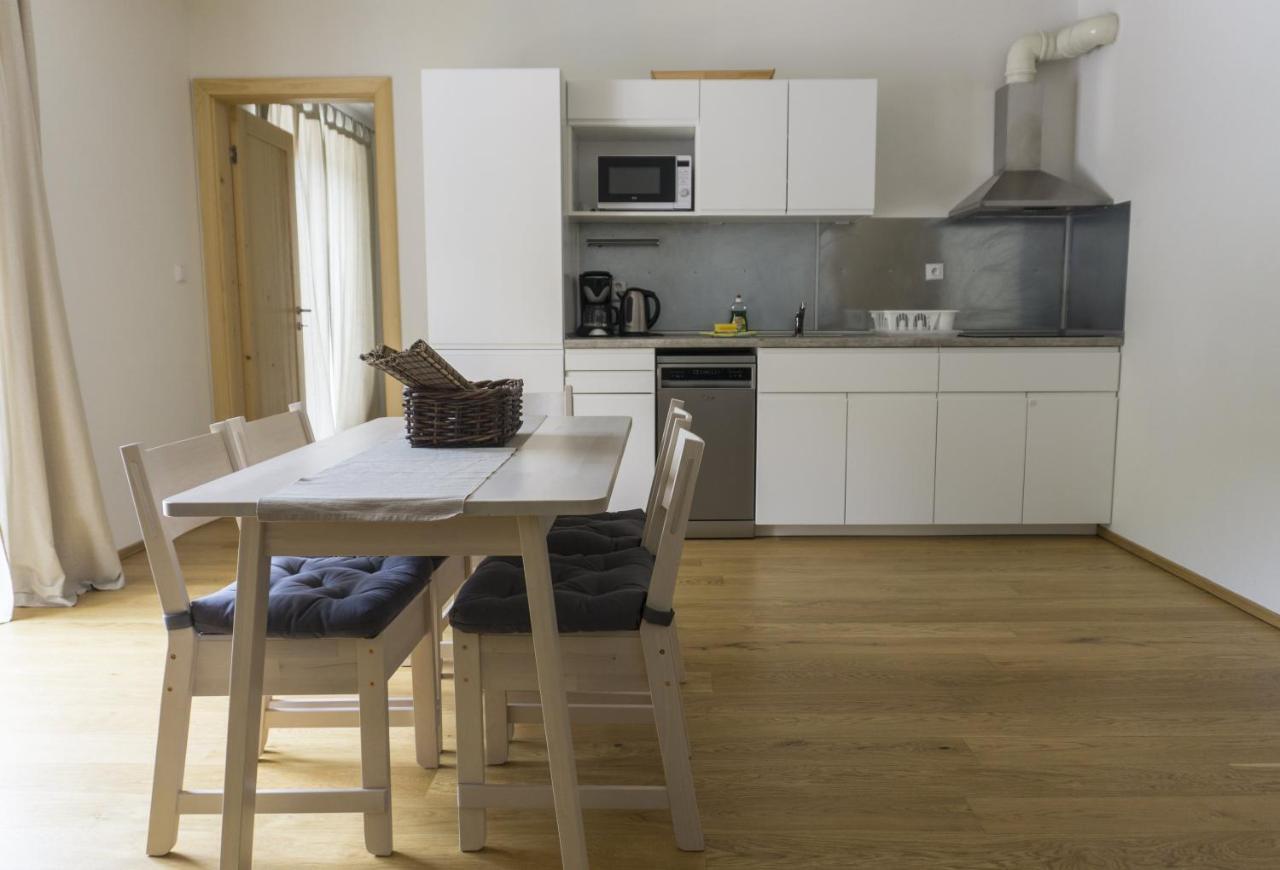 Aparthotel Kovarna Residence 페츠 포트 스네스코우 외부 사진